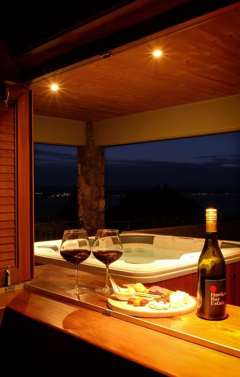 Tauhara Sunrise Lodge Lago Lago Taupo Exterior foto